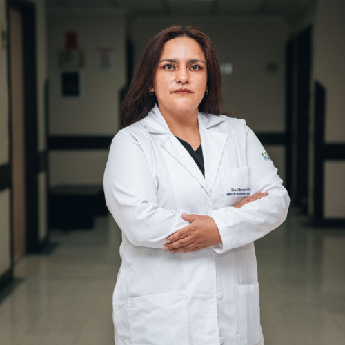 Dra Ximena Delgado Medicina Interna Critica y Terapia Intensiva